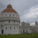 Wieża w Pizie na celowniku