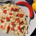Viva la pasta! cz.47, Strascinati w sosie kwaśno – pikantnym