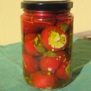 Pikantne papryczki w oliwie