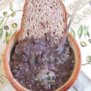 Zupa z ciemnej fasoli