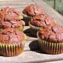 Czekoladowe babeczki z ricottą i orzechami włoskimi