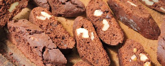 Mocno czekoladowe cantuccini z orzechami i łezkami czekoladowymi – druga wersja