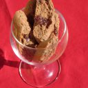 Czekoladowe cantuccini z rodzynkami