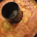 Na deser: żytnie ciasto jabłkowe z rodzynkami i żurawiną