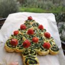 Choinka bożonarodzeniowa z ciasta francuskiego