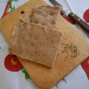 Schiacciata gryczana z suszonym koprem włoskim