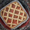 Kruche ciasto (crostata) z jabłkami i śliwkami