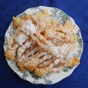 Faworki z dodatkiem mascarpone