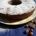 Dzień Kobiet: nie torta mimosa, ale ciasto żytnie z orzechami laskowymi i gorzką czekoladą