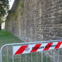 Stare mury Pistoi w rozsypce