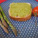 Pesto szparagowe z orzechami laskowymi