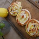 Girelle (ślimaki) z kremem Chantilly i rodzynkami