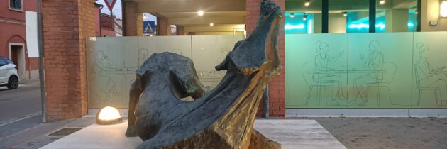 Ponsacco i „5 e 5” z marynowanymi paskami bakłażana w Giropizza