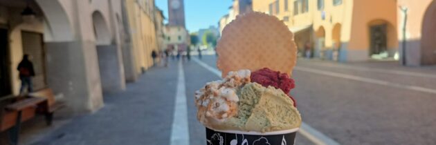 Cascina: Lody o smaku pesto pistacjowego