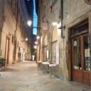 Volterra, Pizzeria del Corso, „5 e 5” i włoski rap