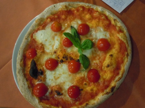 pizza_z_pomidorkami